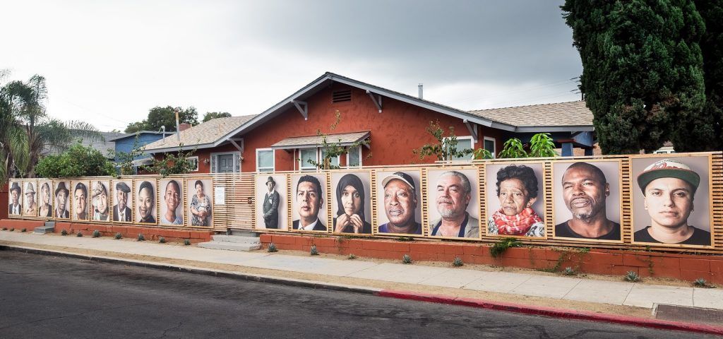 mireles-neighbors-fence